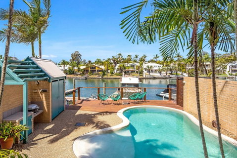 Sunshine Villa At Sanctuary Cove - New South Wales Tourism  1