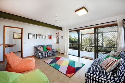 Sun Ray - 9 Pelican Street, Peregian Beach, Noosa Shire - New South Wales Tourism  7