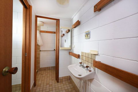 Sun Ray - 9 Pelican Street, Peregian Beach, Noosa Shire - New South Wales Tourism  2