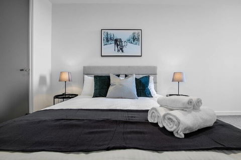 Simple And Cozy Apartment In Parkville - New South Wales Tourism  7