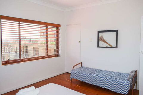 2 Bedroom Apartment With Ocean Views - New South Wales Tourism  1
