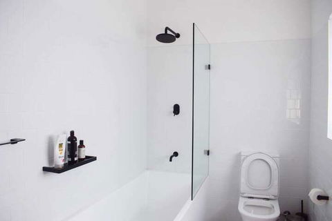 2 Bedroom Apartment With Ocean Views - New South Wales Tourism  2