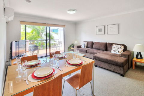 Airtrip Apartment On Russell St - New South Wales Tourism  2