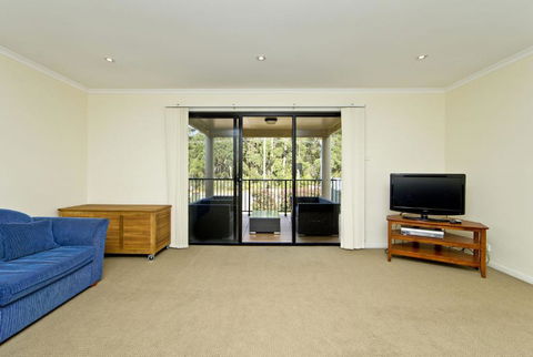 Close To Beaches & Local Attractions! - New South Wales Tourism  4