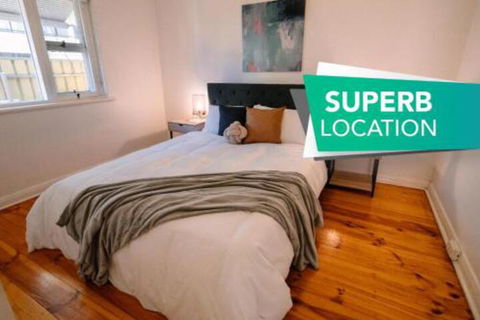 A Wave Away At Glenelg Cosy Unit Near The Beach - New South Wales Tourism  0