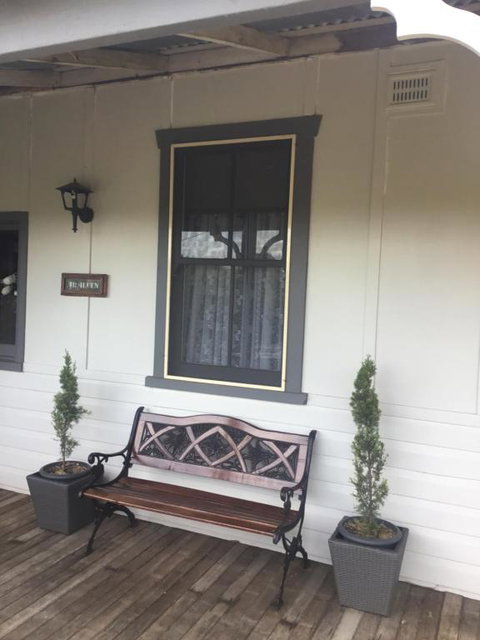 Araluen Historic House Deluxe Room - New South Wales Tourism  1