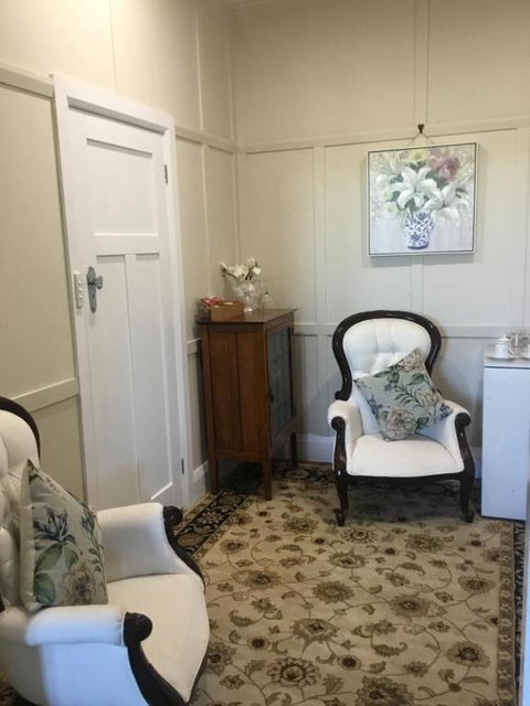 Araluen Historic House Deluxe Room - New South Wales Tourism  3