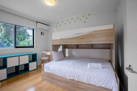 Comfy Holiday House With Pool@rosanna - New South Wales Tourism  1