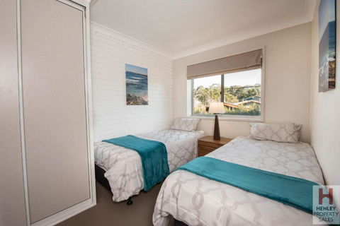 Erulisse Spacious Townhouse With Magical Lake Views - New South Wales Tourism  4
