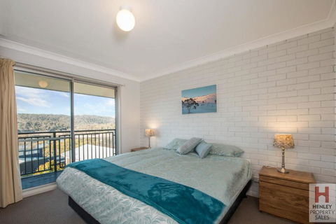 Erulisse Spacious Townhouse With Magical Lake Views - New South Wales Tourism  3