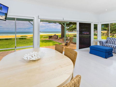Beachside Bungalow #4 4 / 139 Avoca Drive Avoca Beach - New South Wales Tourism  3