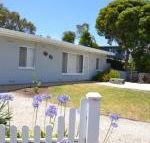 Bay Breeze Cottage