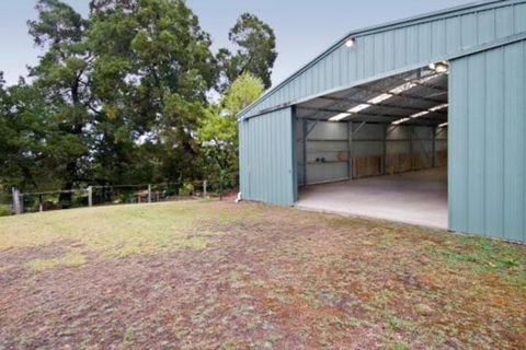 Hidden Valley Cabins - New South Wales Tourism  4