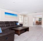 Townhouse on Tomaree 6 / 26