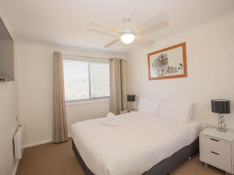 Kestrels Rest 1 / 116 Gippsland Street - New South Wales Tourism  5