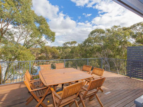 The Lakefront 69 Townsend Street - New South Wales Tourism  4
