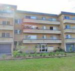 11 Silvana Court 26 Ajax Avenue close to the water  clubs