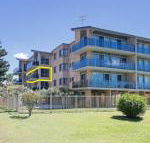 8 The Helm 22 Voyager Close hear the waves from Shoal Bay Beach