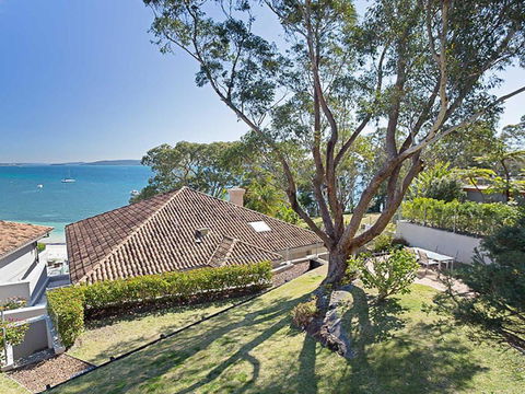 3 Sebastapol 66 Thurlow Avenue Gorgeous Unit Overlooking Dutchies Beach - New South Wales Tourism  6