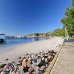 Tomaree Townhouse 5 / 26 28 Tomaree Street Large Air Conditioned Townhouse & WIFI - New South Wales Tourism  0