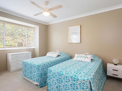 Serenity 7 Mulloway Place Peaceful House With Air Con Netflix & WIFI - New South Wales Tourism  4