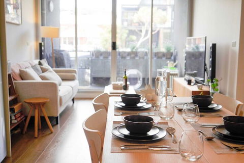 Trendy Modern 2BD Apartment Close To Beach & City - New South Wales Tourism  4
