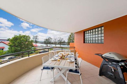 Dolphin Cove Apt 5 - New South Wales Tourism  0