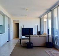 Spacious One Bedroom Apartment With Large Balcony - New South Wales Tourism 