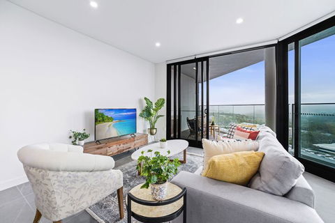HomeHotel Ultra Luxury 2 Bedroom Next To Mall & Train - New South Wales Tourism  4
