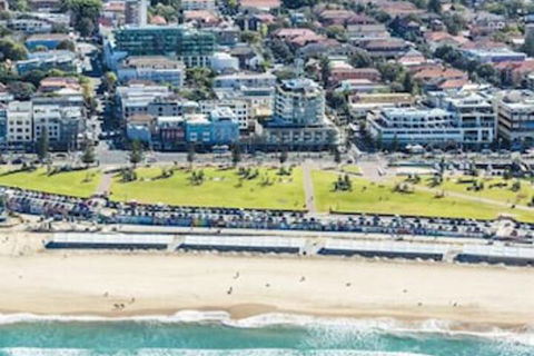 Beachfront Breeze On Campbell - New South Wales Tourism  1