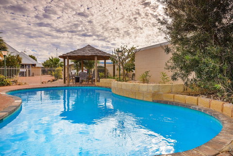 Osprey Holiday Village Unit 103 / 2 Bedroom - New South Wales Tourism  3