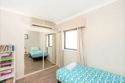 Perth West End Apartment 504 - New South Wales Tourism  4