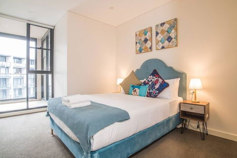 Bright & Modern! 2bed 2bath APT With Parking - New South Wales Tourism  5