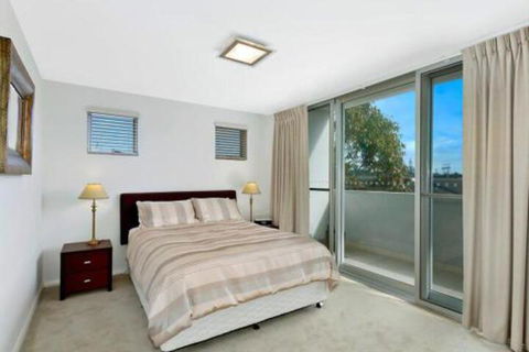 Catalina Luxury 9 - New South Wales Tourism  3
