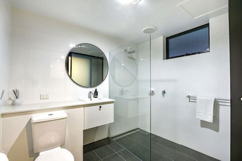 Aloha Central Premium Studios - New South Wales Tourism  6