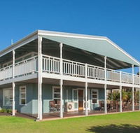10 Ellis Street Apartment