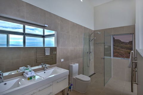 Halcyon - New South Wales Tourism  5