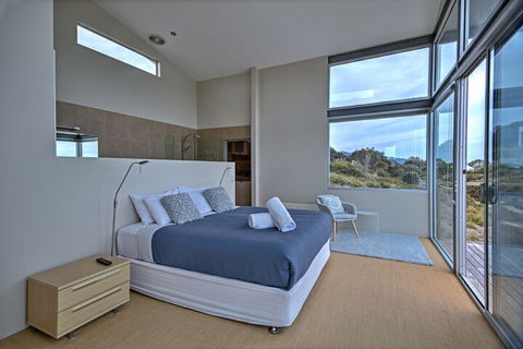 Halcyon - New South Wales Tourism  7