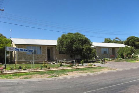 ARNO BAY CARAVAN PARK - New South Wales Tourism  2