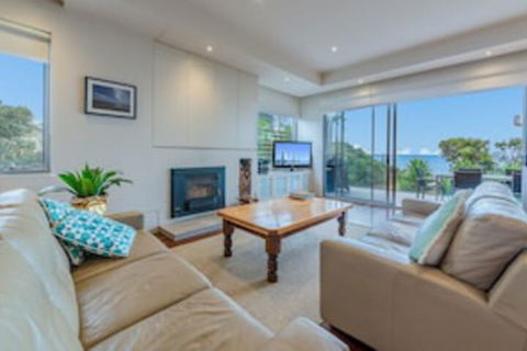 Charmandene On The Beach - New South Wales Tourism  0