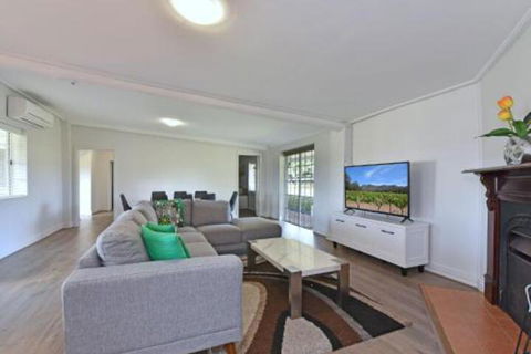 Malolo Park Farmstay In The Watagans Serenity - New South Wales Tourism  4