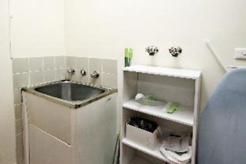 3 Bedroom House At Garuwa Street - New South Wales Tourism  1