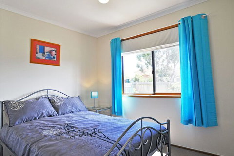 Alwyns By THE SEA PET Friendly - New South Wales Tourism  5