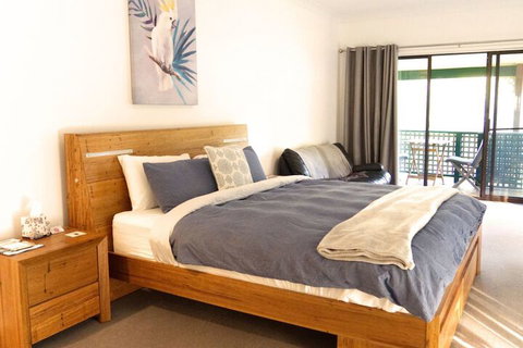 Tilba Lake House - New South Wales Tourism  4