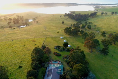 Tilba Lake House - New South Wales Tourism  0