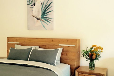 Tilba Lake House - New South Wales Tourism  6