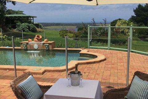 Tilba Lake House - New South Wales Tourism  2