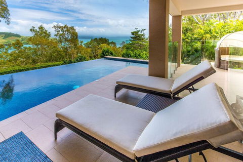 Retreat Hamilton Island - New South Wales Tourism  0
