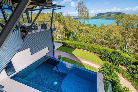 Retreat Hamilton Island - New South Wales Tourism  1