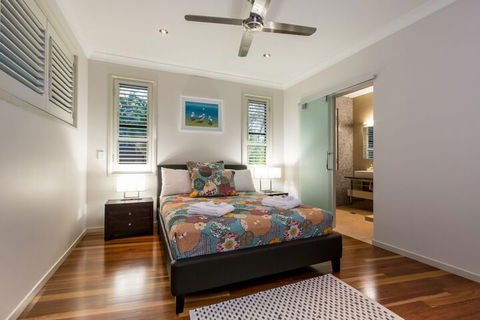 Retreat Hamilton Island - New South Wales Tourism  6